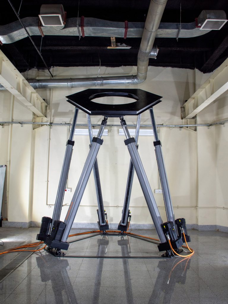 AxisXtreme – 6DOF Simulator (Hexapod)